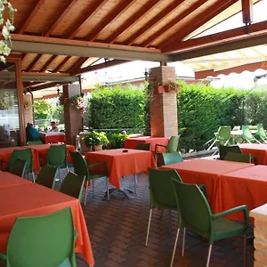 2* Hotel Venere